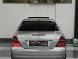 Mercedes E 320-9