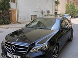 Mercedes E 220-1