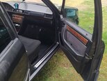 Mercedes 230 E-6