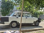 LADA (VAZ) 2107-4