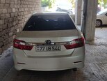 Toyota Camry-7