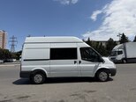 Ford Transit-7