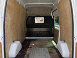 Ford Transit-17