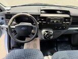 Ford Transit-26