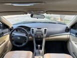 Hyundai Sonata-14