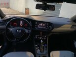 Volkswagen Jetta-12