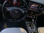 Volkswagen Jetta-11