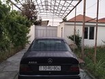 Mercedes 230 E-2