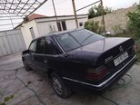 Mercedes 230 E-4