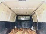 Ford Transit-13