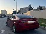 Hyundai Elantra-4