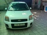 Ford Fusion-1