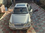 Mercedes E 320-1