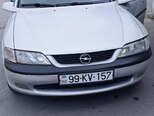 Opel Vectra-10