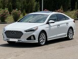 Hyundai Sonata-4