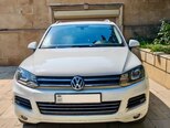 Volkswagen Touareg-1