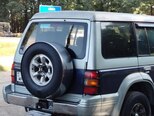 Mitsubishi Pajero-2