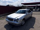 Mercedes E 220-2