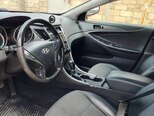 Hyundai Sonata-14
