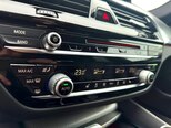 BMW 530e-7