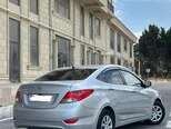 Hyundai Accent-6