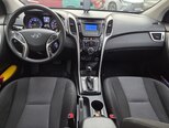 Hyundai Elantra GT-10