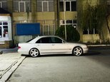 Mercedes E 240-8