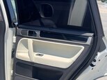 Volkswagen Touareg-7