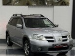 Mitsubishi Outlander-4