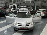 Mitsubishi Outlander-7