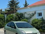 Toyota Prius-2