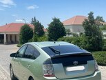 Toyota Prius-5