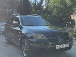 Mitsubishi Outlander-1