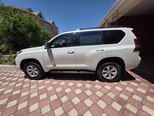 Toyota Land Cruiser Prado-11