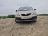 Kia Rio-1