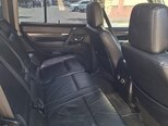 Mitsubishi Pajero-10