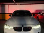 BMW 320-1
