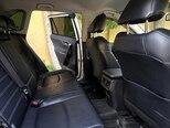 Toyota RAV4-9