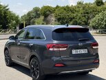 Kia Sorento-4