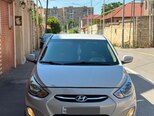 Hyundai Accent-1