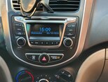 Hyundai Accent-8
