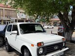 LADA (VAZ) Niva-8