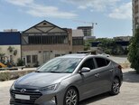 Hyundai Elantra-2