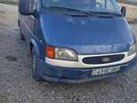 Ford Transit-4