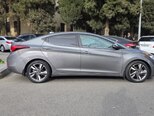 Hyundai Elantra-5