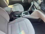 Hyundai Elantra-11