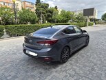 Hyundai Elantra-7