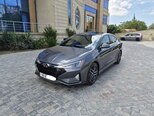 Hyundai Elantra-3