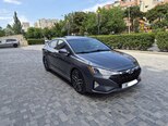 Hyundai Elantra-2