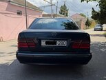 Mercedes E 280-2